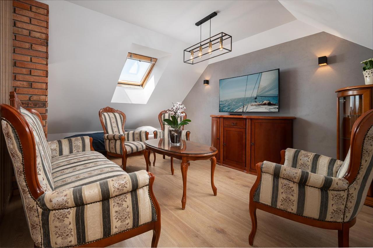 Roza Baltyku - Apartamenty I Pokoje A Debki Ngoại thất bức ảnh
