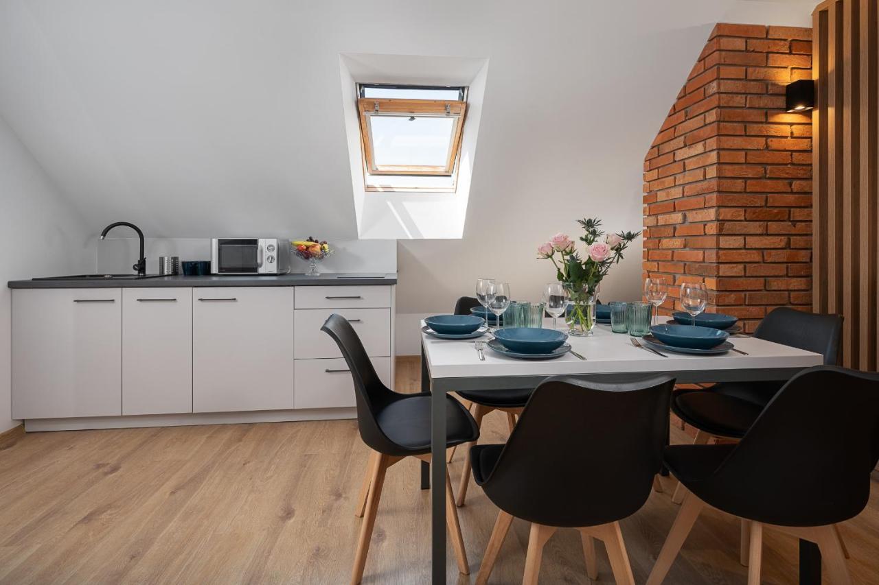 Roza Baltyku - Apartamenty I Pokoje A Debki Ngoại thất bức ảnh
