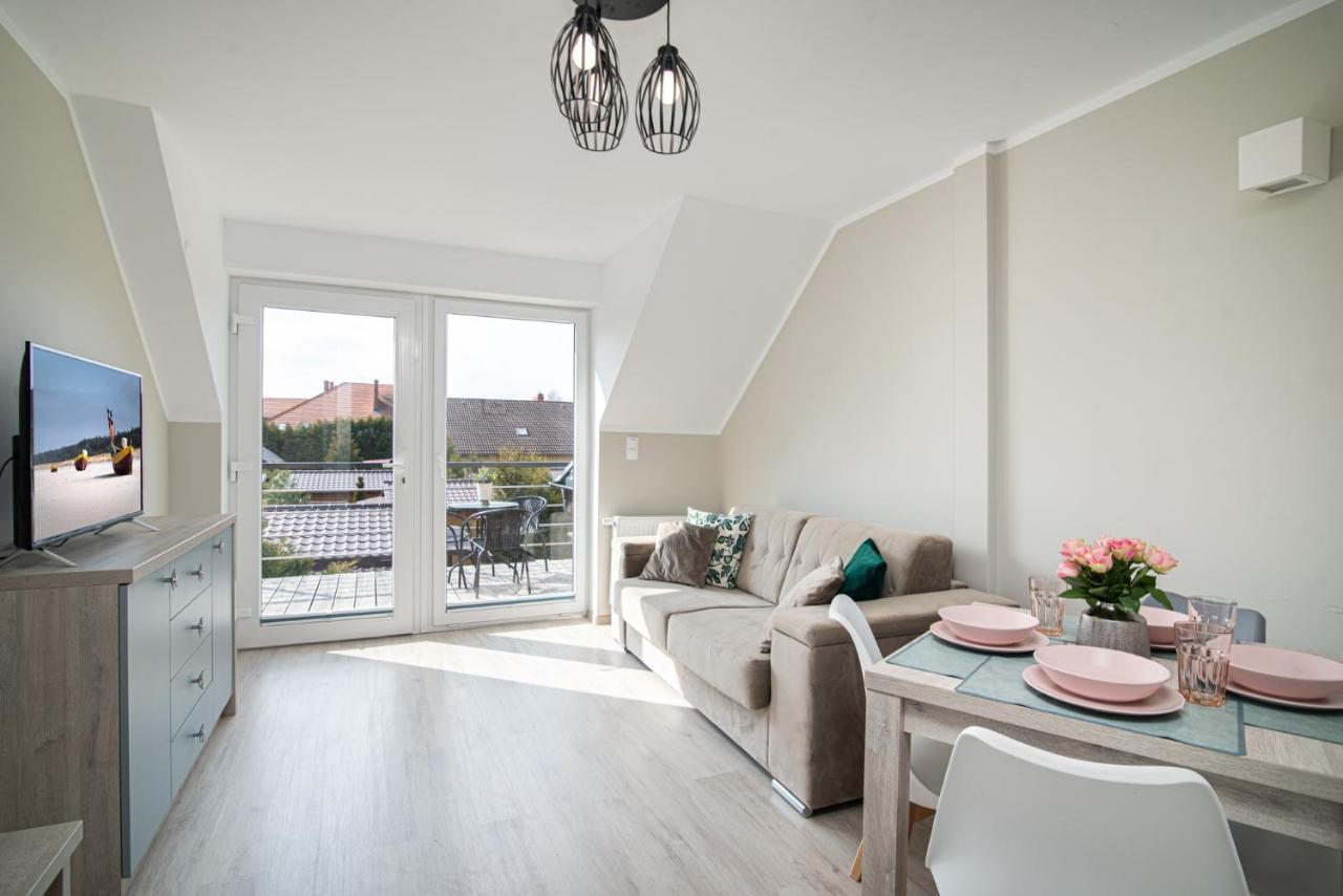 Roza Baltyku - Apartamenty I Pokoje A Debki Ngoại thất bức ảnh